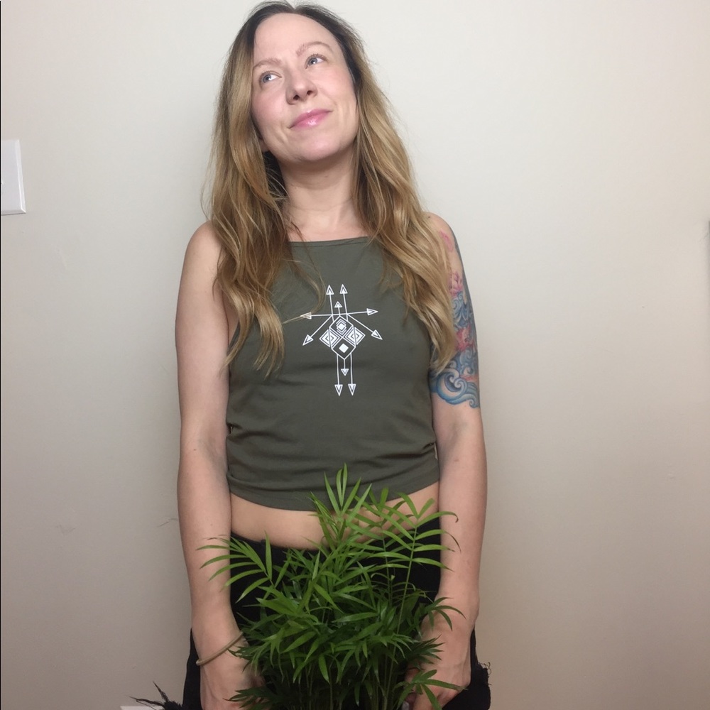 Arrow Crop Top
